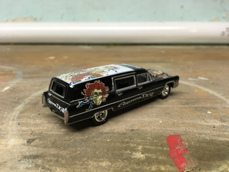 Illustration for article titled Wagon Wednesday: JL Cadillac Hearse